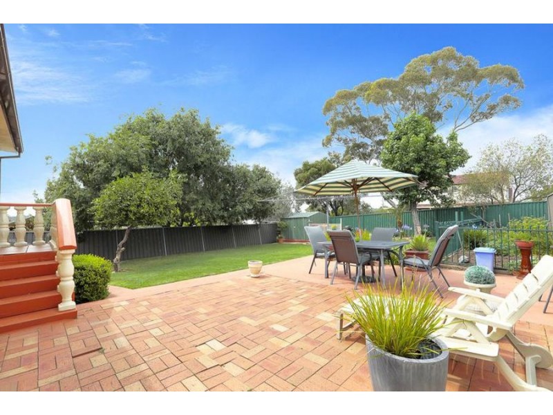 10 Broad Street, Prospect NSW 2148