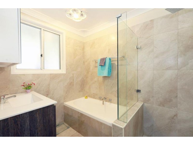 5 Grazier Place, Minchinbury NSW 2770