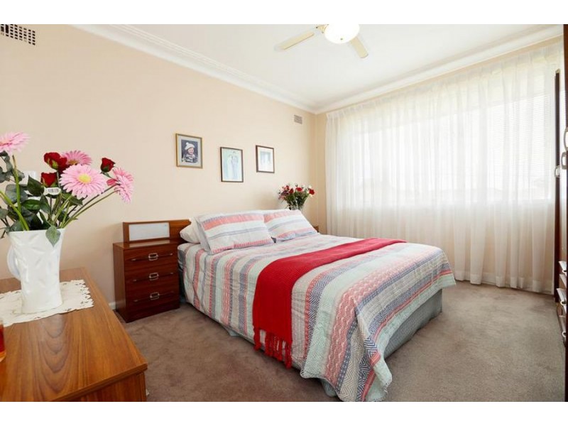 10 Broad Street, Prospect NSW 2148