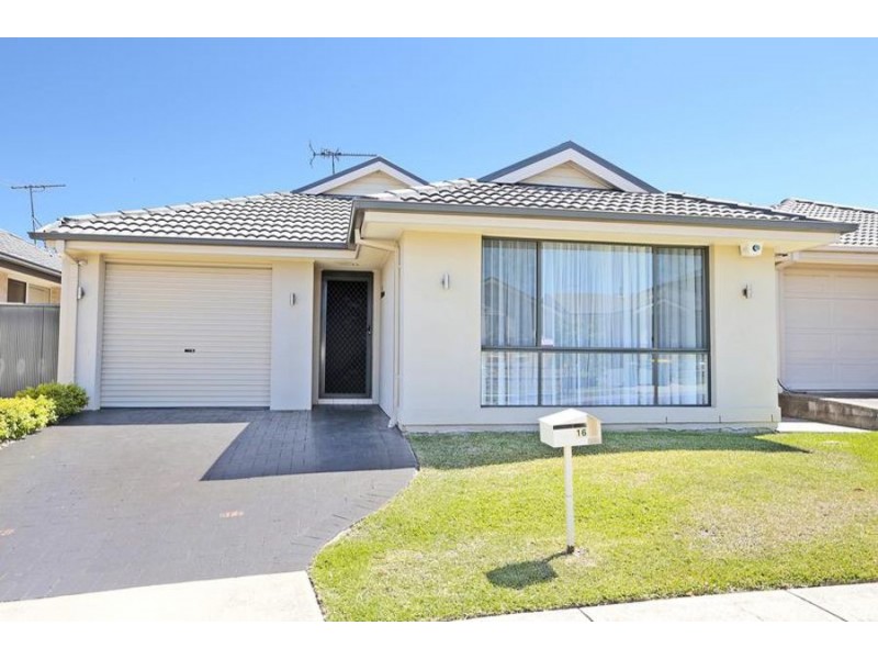 16 Maiden Street, Ropes Crossing NSW 2760