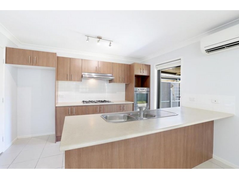 16 Maiden Street, Ropes Crossing NSW 2760