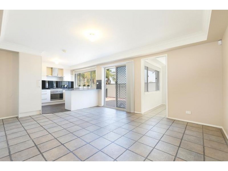 33 Bouchet Crescent, Minchinbury NSW 2770