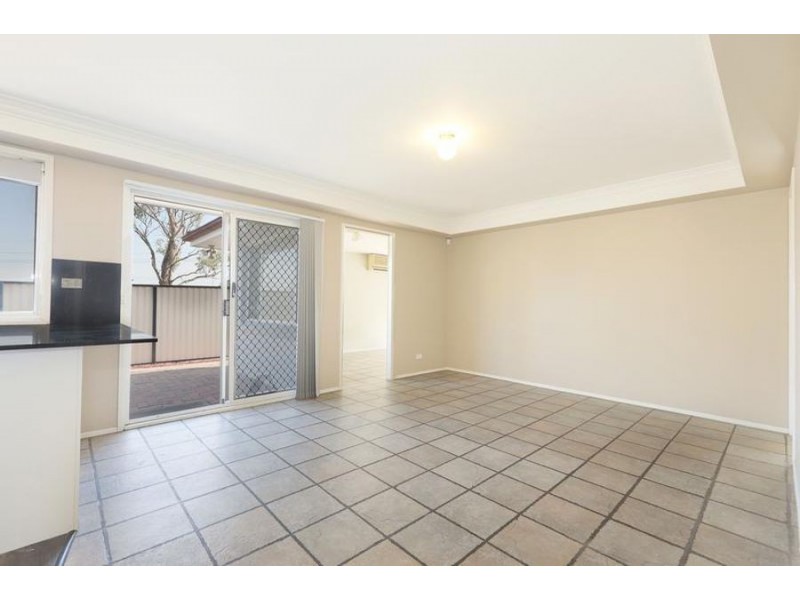 33 Bouchet Crescent, Minchinbury NSW 2770