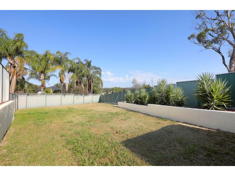 33 Bouchet Crescent, Minchinbury NSW 2770