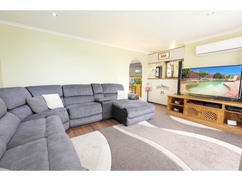 2 Jacques Place, Minchinbury NSW 2770