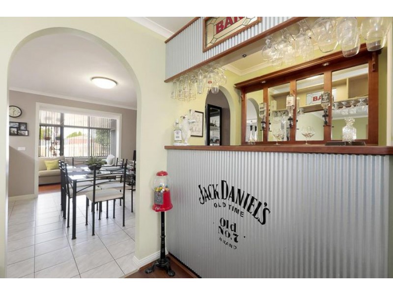 2 Jacques Place, Minchinbury NSW 2770