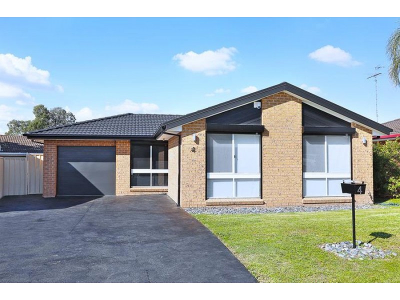 4 Denver Road, St Clair NSW 2759