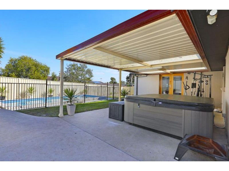 11 Sherry Place, Minchinbury NSW 2770