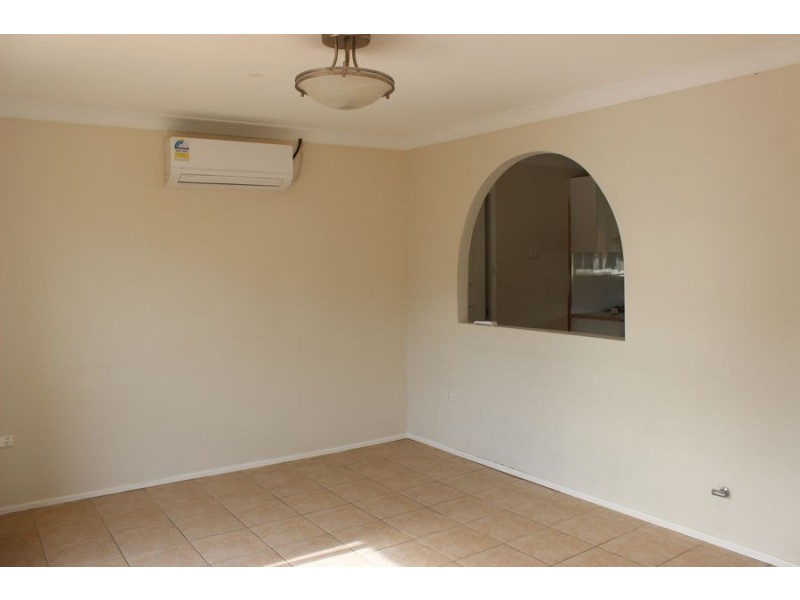 106 Chasselas Avenue, Eschol Park NSW 2558