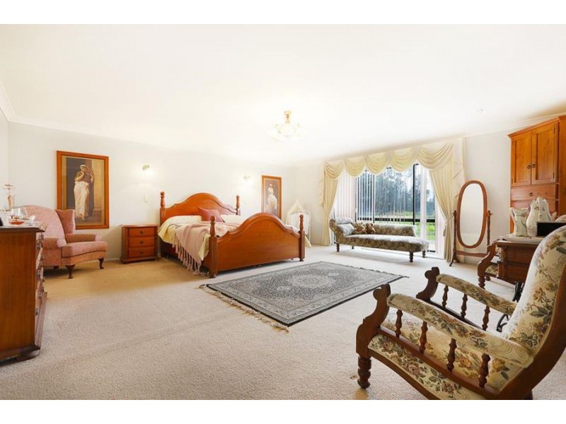 16 Curtis Lane, Catherine Field NSW 2557