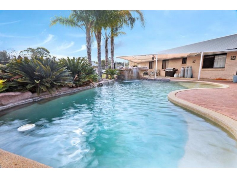 16 Curtis Lane, Catherine Field NSW 2557