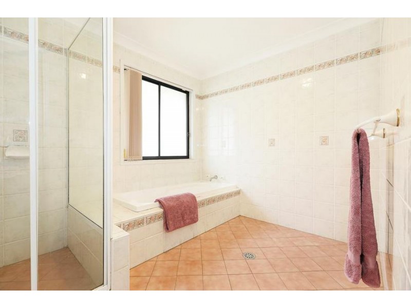 16 Curtis Lane, Catherine Field NSW 2557