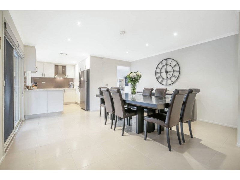 215 McFarlane Drive, Minchinbury NSW 2770