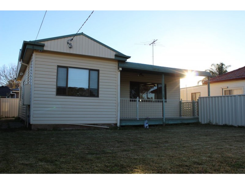 31 Melbourne ST, Oxley Park NSW 2760
