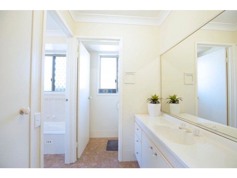 9B Ferrier Crescent, Minchinbury NSW 2770