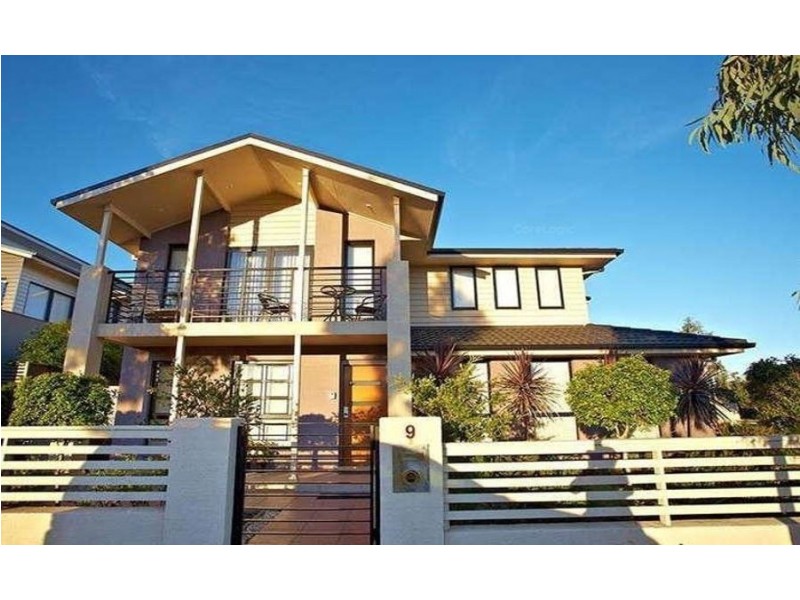 9 Townsend Crescent, Ropes Crossing NSW 2760