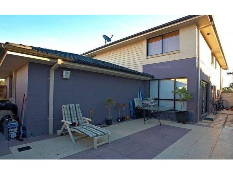 9 Townsend Crescent, Ropes Crossing NSW 2760