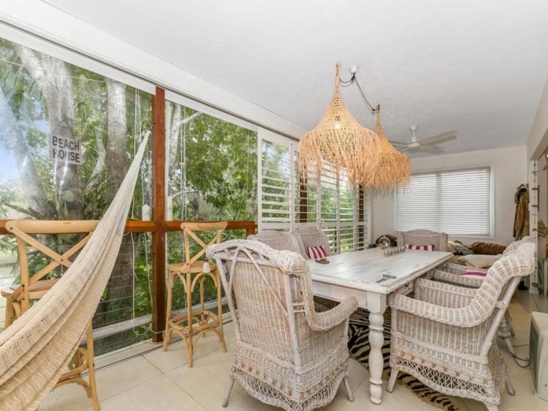 11 Wirildar Drive, Elanora QLD 4221