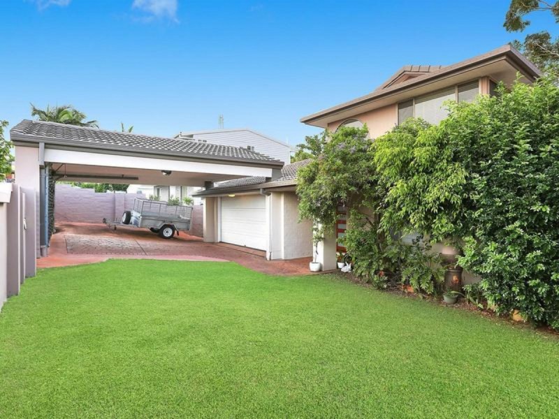 51 Doubleview Drive, Elanora QLD 4221