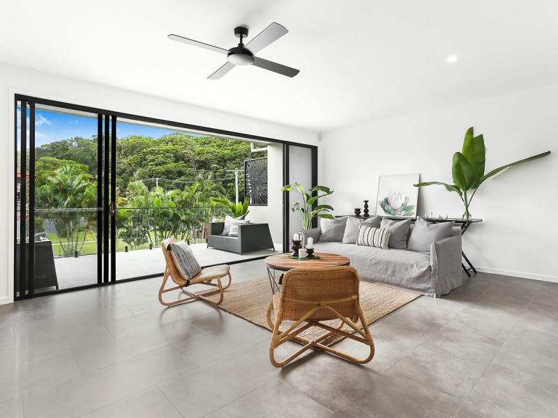 2 & 3/2 Bullimah Avenue, Burleigh Heads QLD 4220