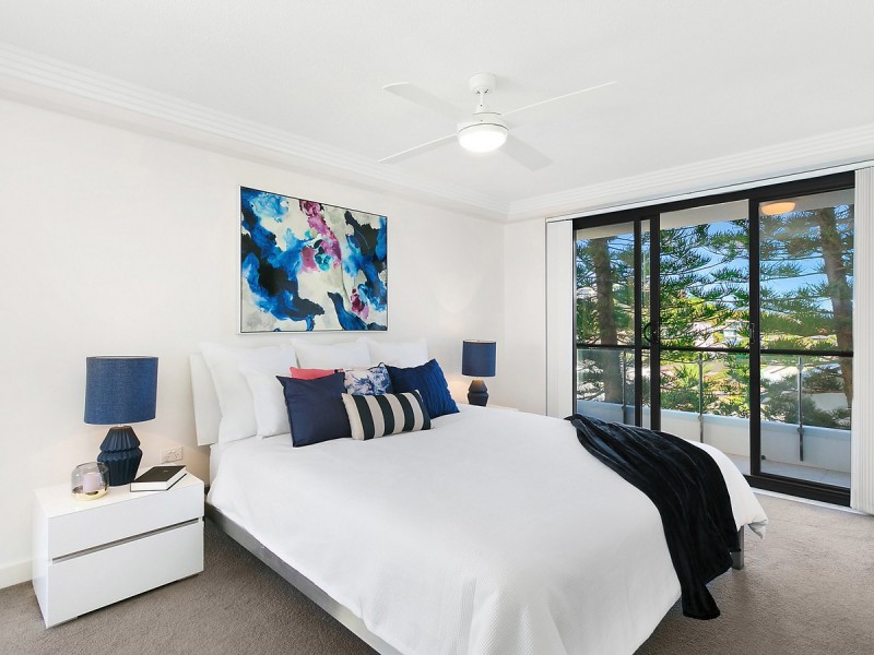 8/2 Lavarack Road, Mermaid Beach QLD 4218