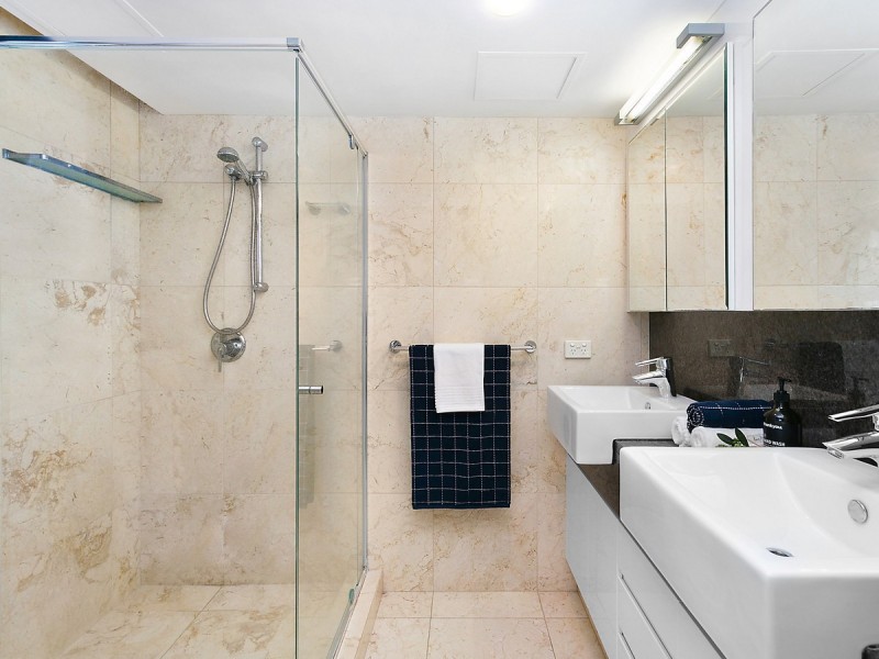 8/2 Lavarack Road, Mermaid Beach QLD 4218