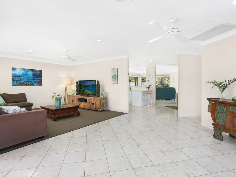 14 Tingira Street, Palm Beach QLD 4221