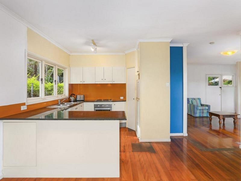 11 Bilinga Street, Currumbin QLD 4223