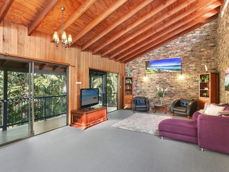 96 Tierney Drive, Currumbin Waters QLD 4223