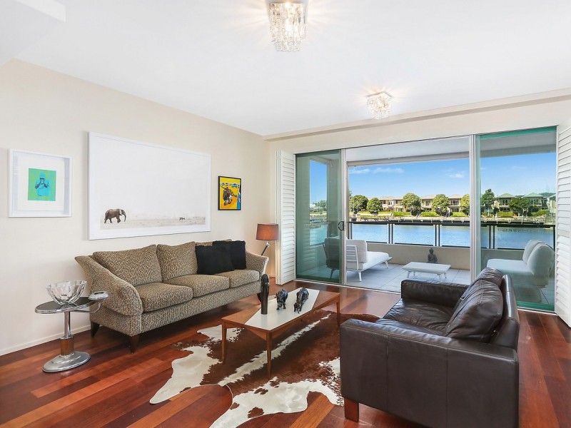 1/802 Glades Drive, Robina QLD 4226