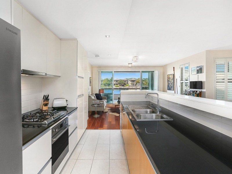 1/802 Glades Drive, Robina QLD 4226