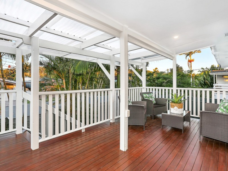 23 Boundary Street, Currumbin Waters QLD 4223