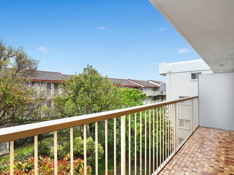 11/983 Gold Coast Highway, Palm Beach QLD 4221