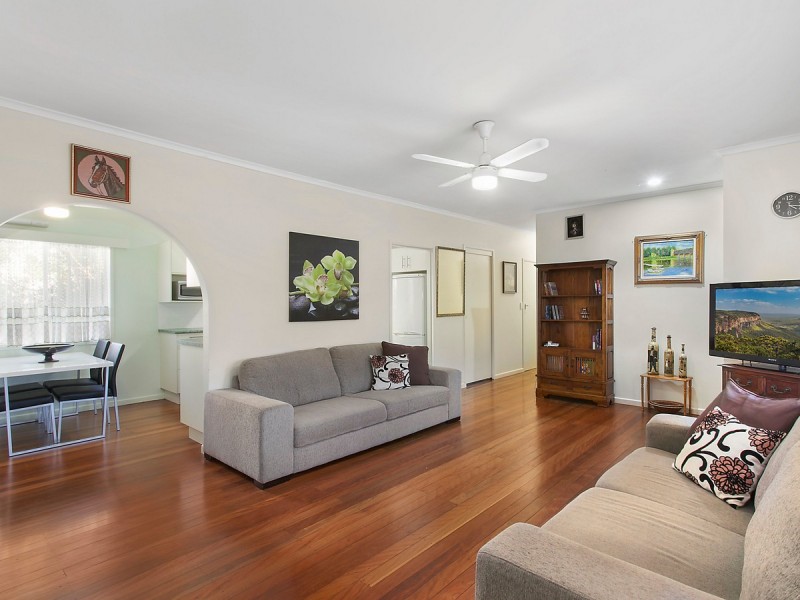 21 Flores Avenue, Palm Beach QLD 4221