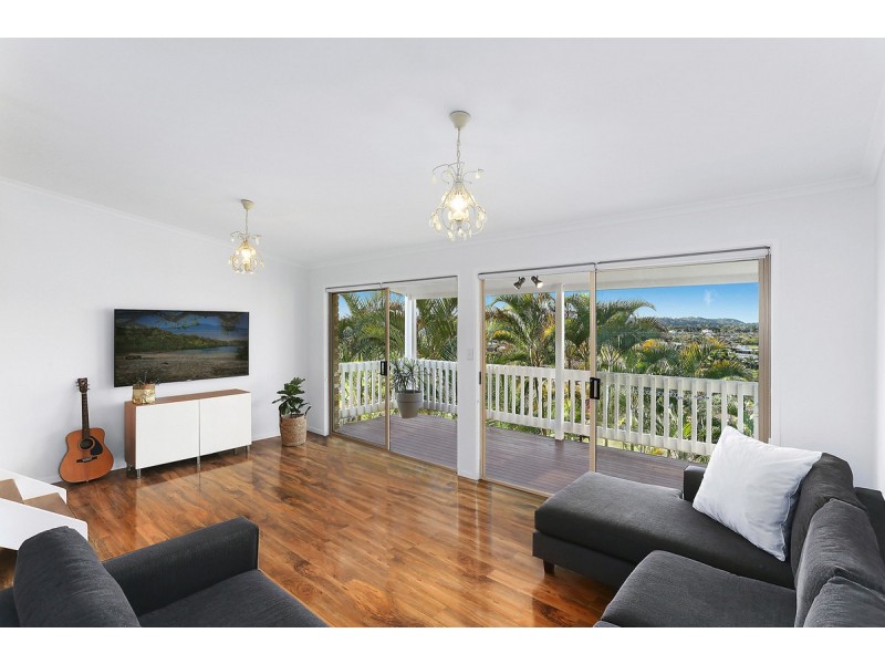 9 Correa Court, Elanora QLD 4221