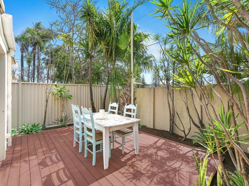 1/2028 Gold Coast Highway, Miami QLD 4220