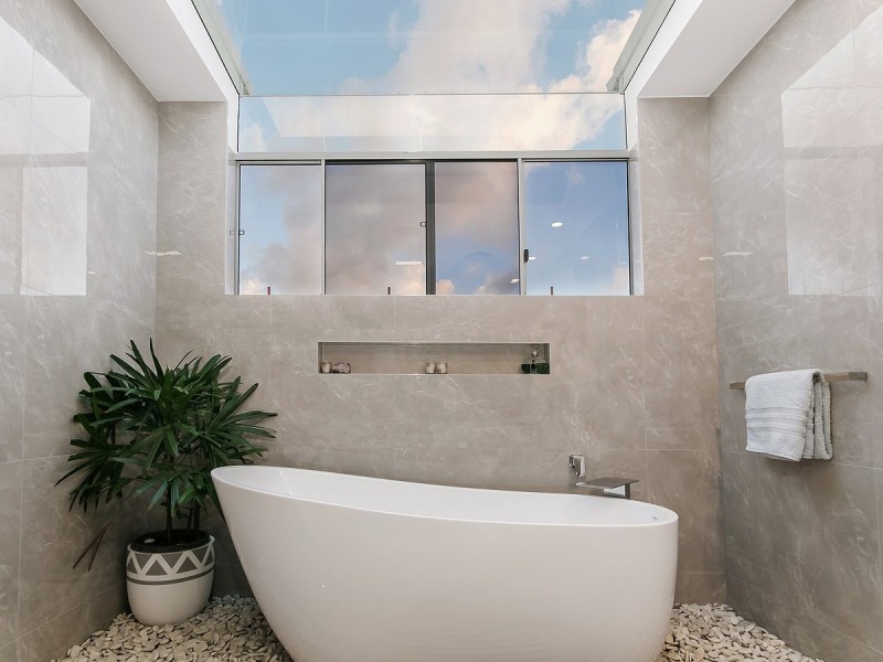 112 Cypress Terrace, Palm Beach QLD 4221