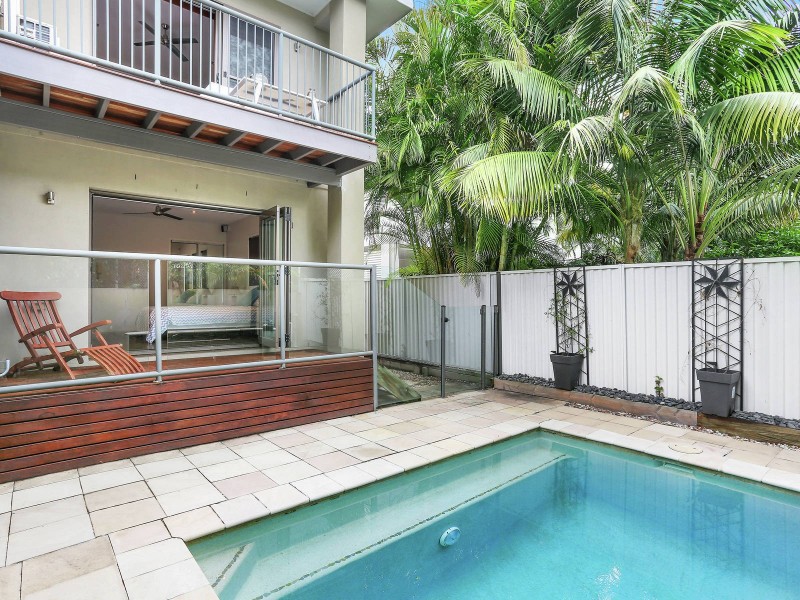 1/3 First Avenue, Palm Beach QLD 4221