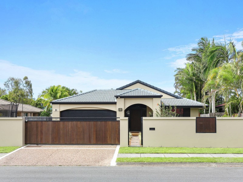 20 Saffron Street, Elanora QLD 4221