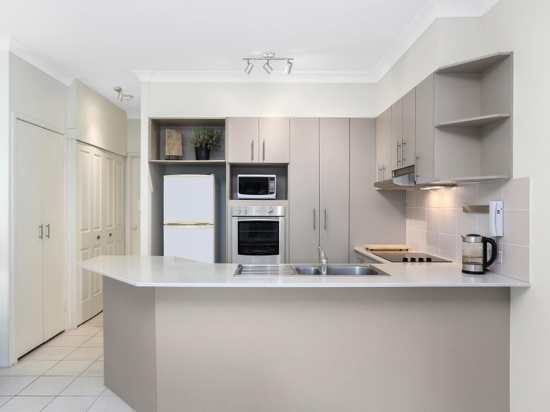 25/955 Gold Coast Highway, Palm Beach QLD 4221