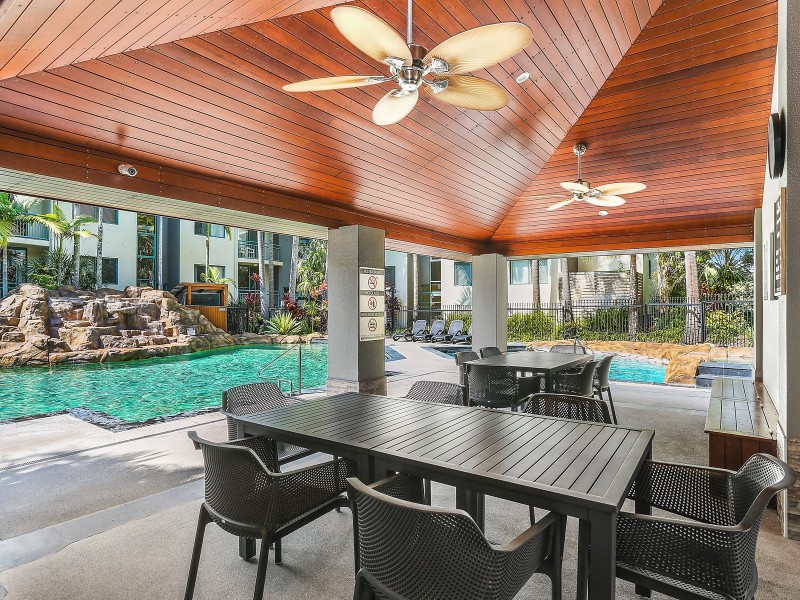 25/955 Gold Coast Highway, Palm Beach QLD 4221