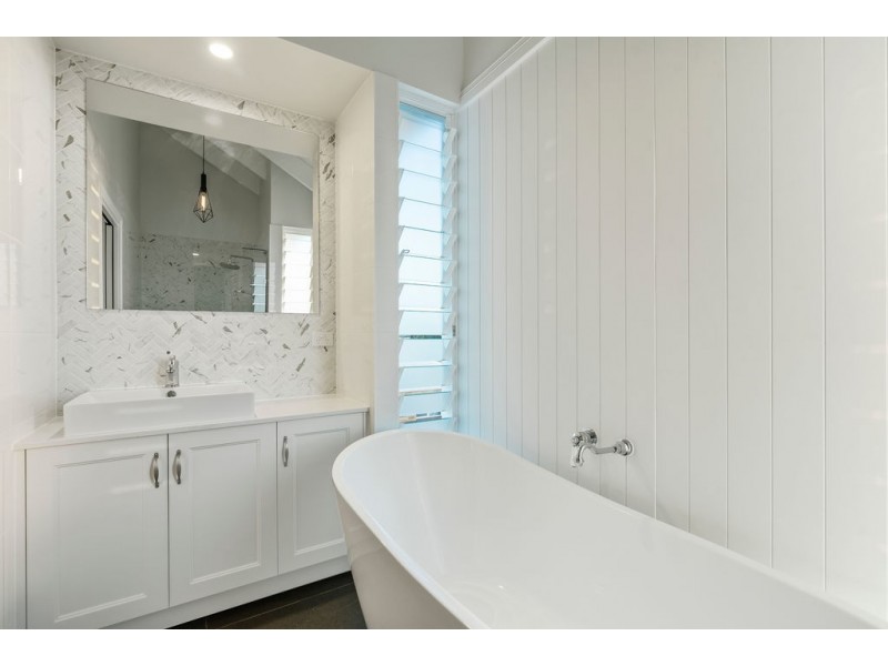 2/7 Twenty Fifth Avenue, Palm Beach QLD 4221