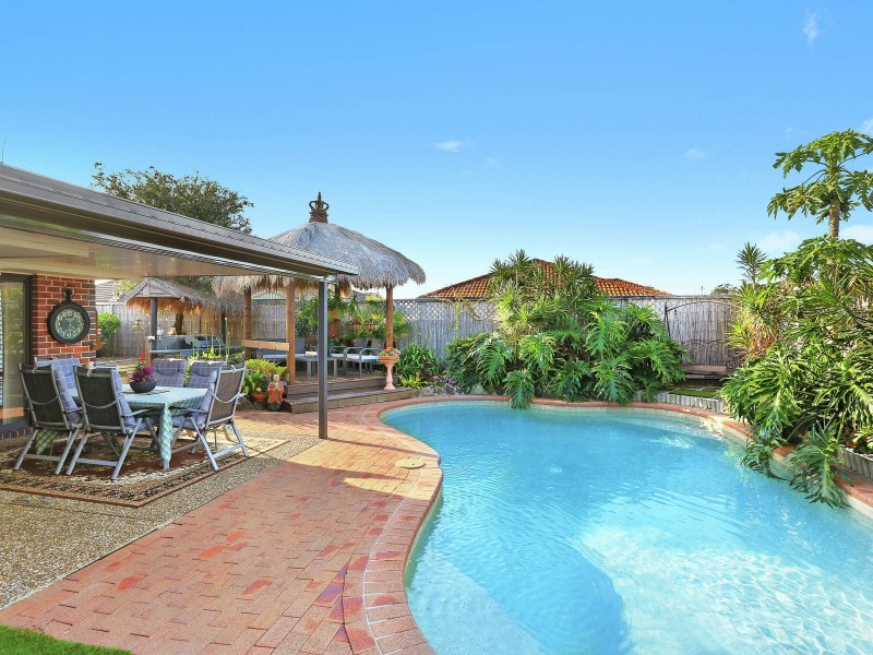53 Chippendale Crescent, Currumbin Waters QLD 4223