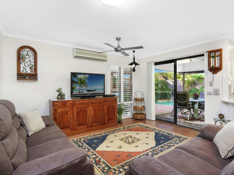 53 Chippendale Crescent, Currumbin Waters QLD 4223