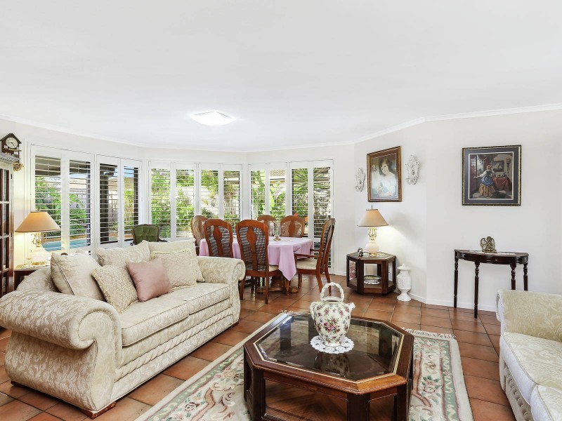 53 Chippendale Crescent, Currumbin Waters QLD 4223