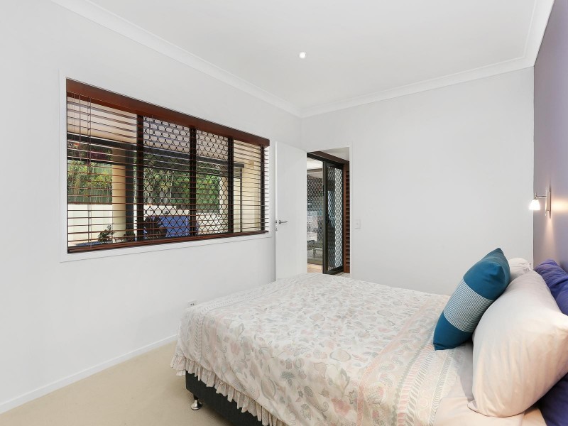 63 Manly Drive, Robina QLD 4226