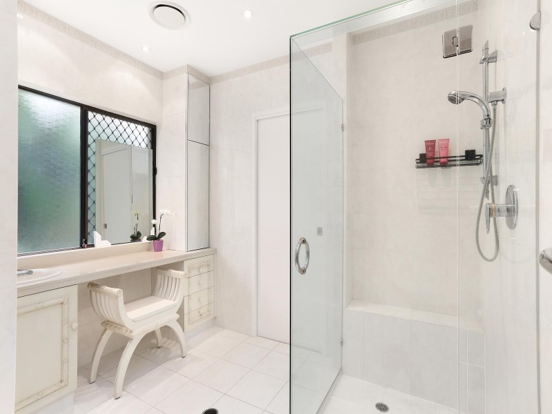 63 Manly Drive, Robina QLD 4226