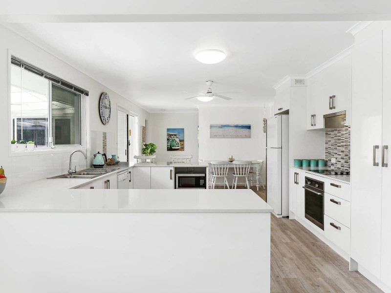 35 Spindle Street, Palm Beach QLD 4221