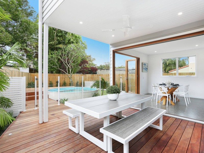 2/35 Leyte Avenue, Palm Beach QLD 4221