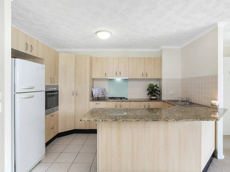 19/4 Park Avenue, Burleigh Heads QLD 4220